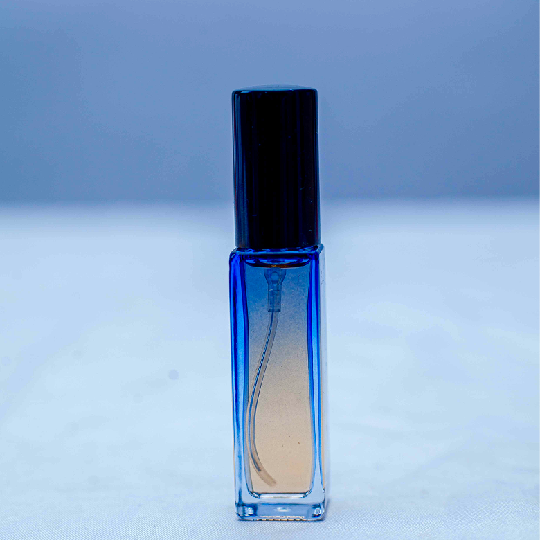 Unique parfum aux huiles essentielles 10ML Unique parfum aux huiles essentielles 10ML
